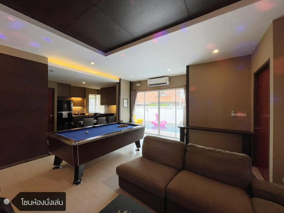 Moon Cave Poolvilla Pattaya บ้านพักพูลวิลล่า Villa in Pattaya City