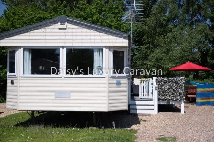 Daisy's luxury caravan at tattershall lakes Campground/ 
RV Resort in Tattershall