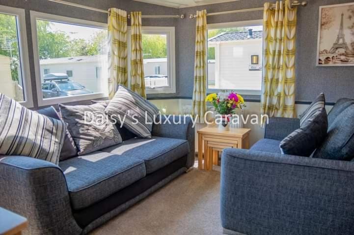 Daisy's luxury caravan at tattershall lakes Campground/ 
RV Resort in Tattershall
