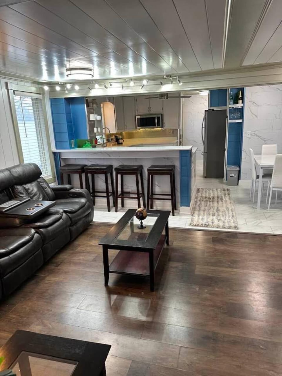 Hot Tub 5 beds Apartment in Moorhead