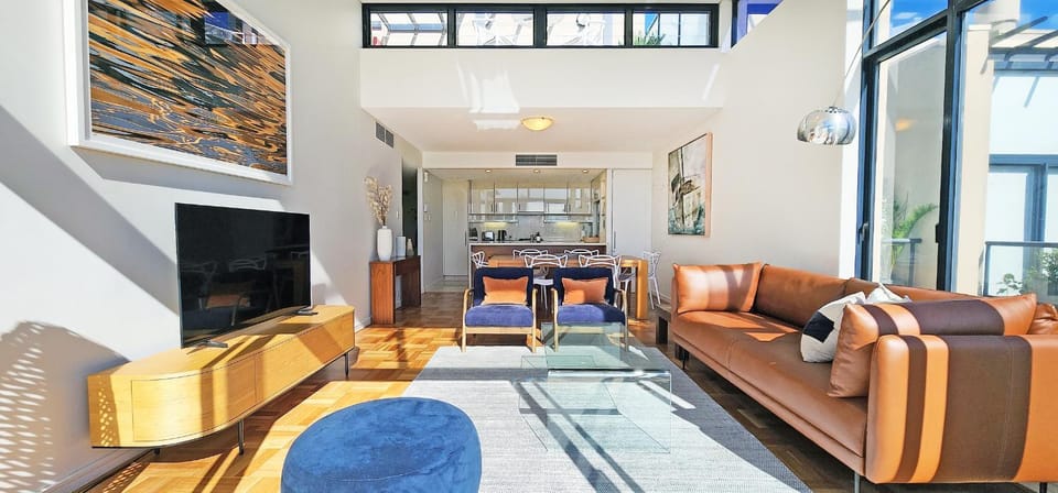 TV and multimedia, Living room, Seating area