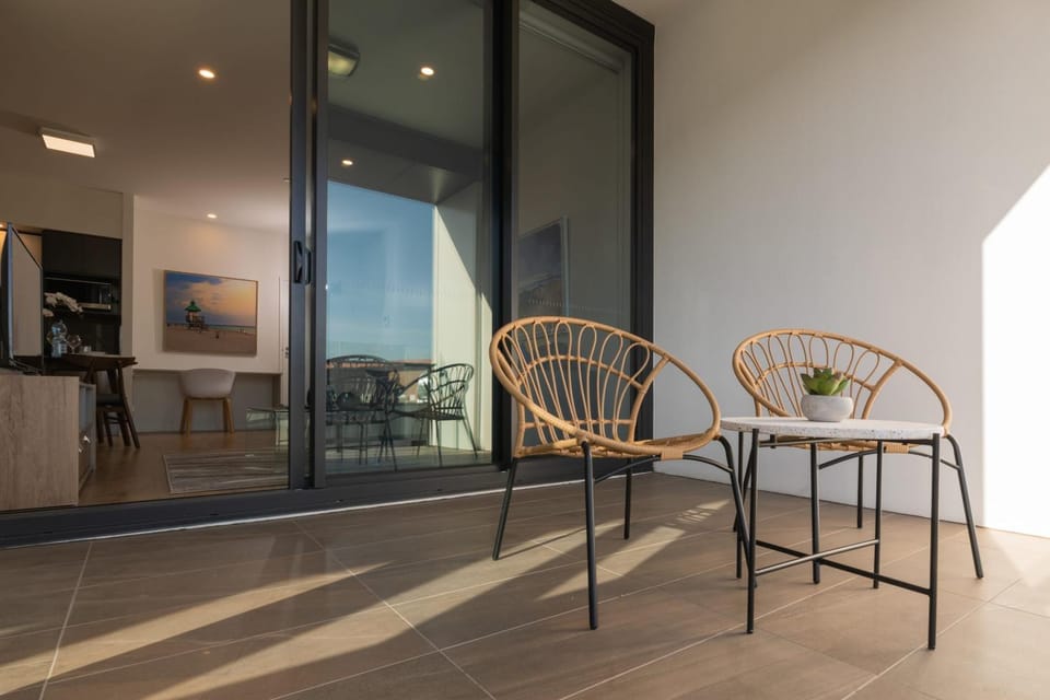 Prime Location Compact 1BD Apartment at Southbank Apartment in Brisbane