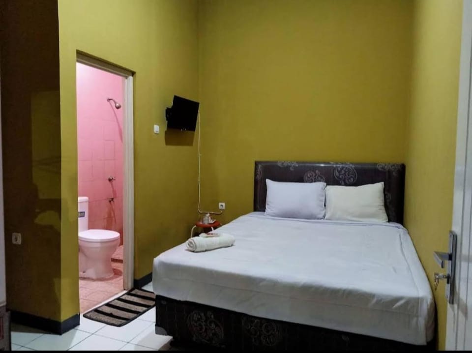 PONDOK CHILLY Bed and Breakfast in West Java