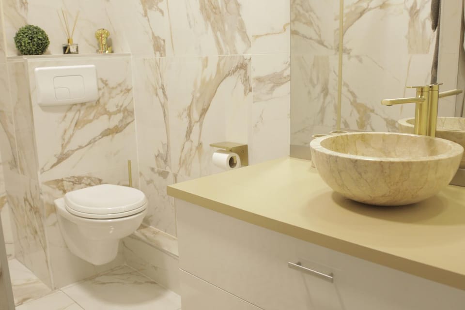 Toilet, Bathroom
