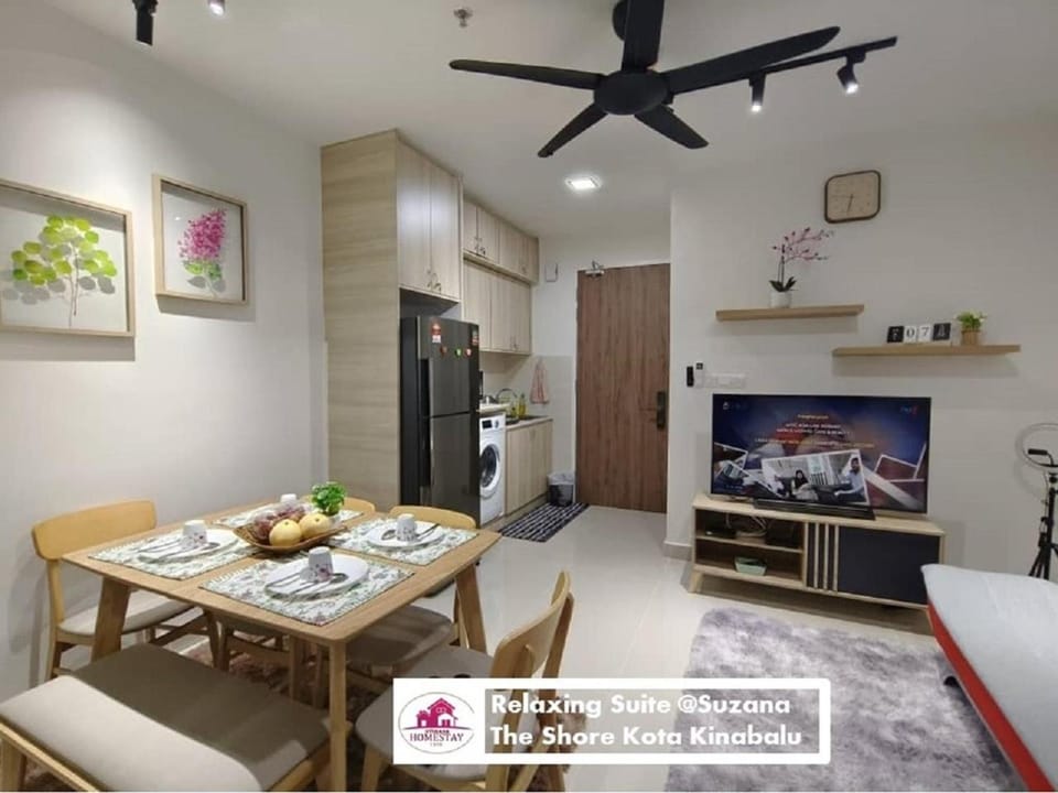 TV and multimedia, Living room, Seating area, fireplace