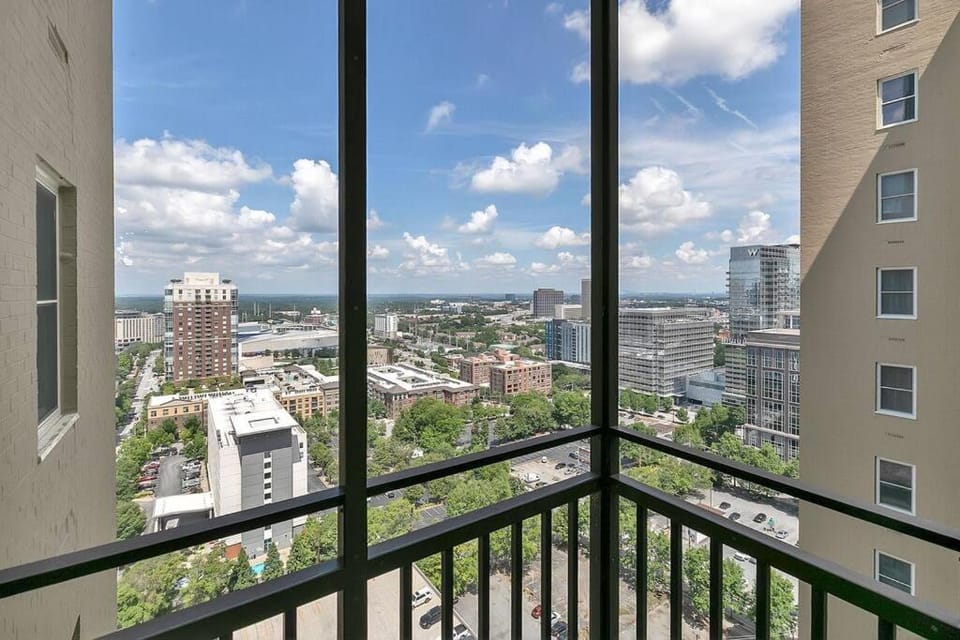 Day, View (from property/room), Balcony/Terrace, City view