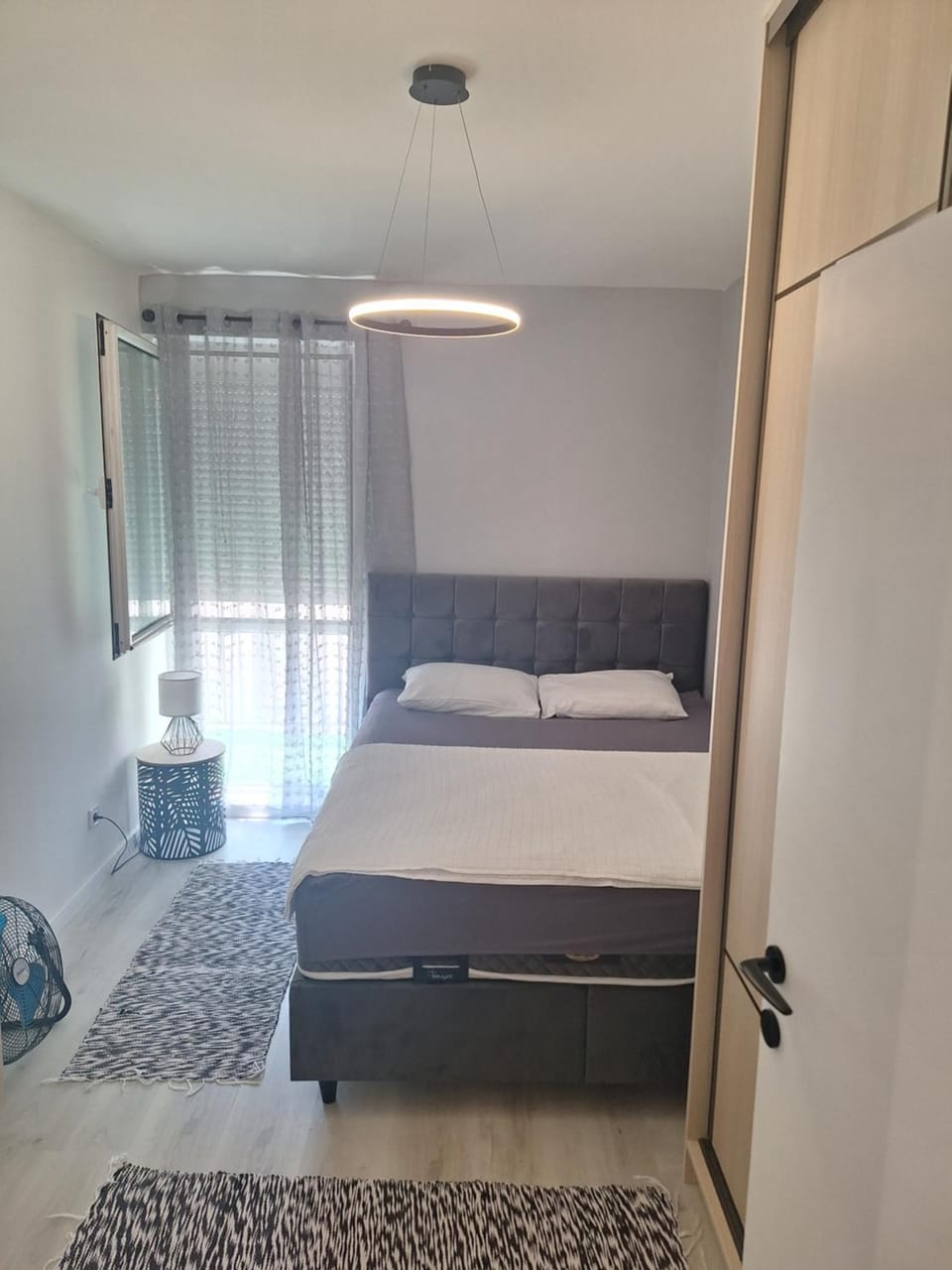 Bed, Photo of the whole room, Bedroom, wardrobe