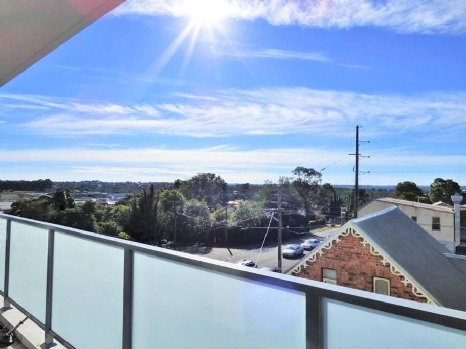 GLAD1 - Monash Rd - Gladesville Apartment in Gladesville