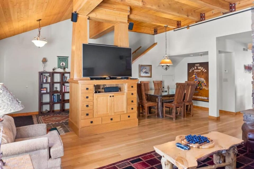 3BR Townhome Incredible Location House in Park City