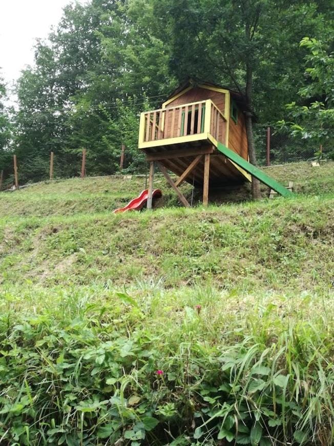 "Whispering pines" vacation home, close to Sofia House in Sofia City Province