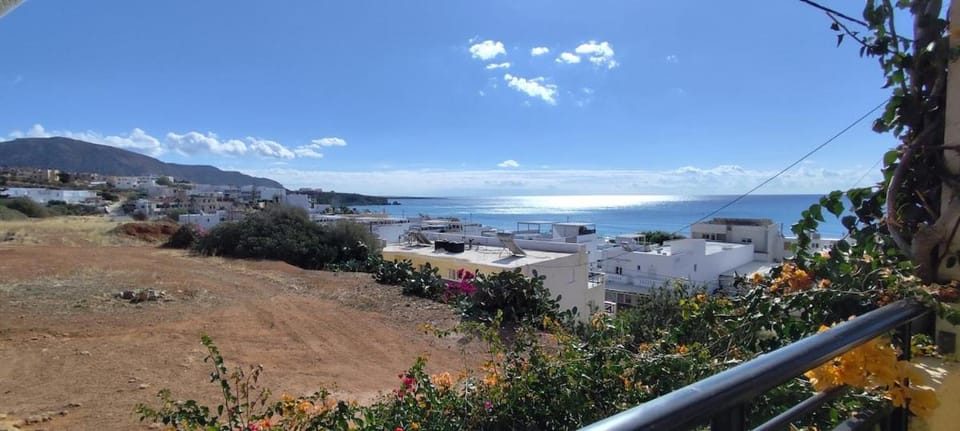 Day, Natural landscape, Mountain view, Sea view