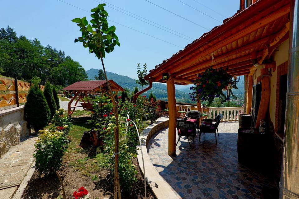 Patio, Day, Natural landscape, Garden, Garden view, Mountain view