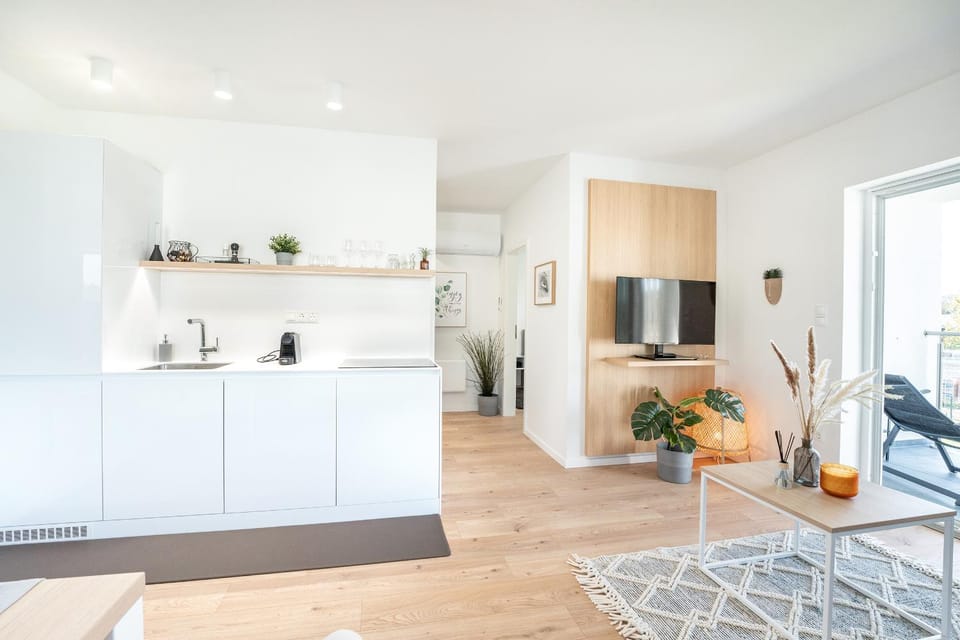 Kitchen or kitchenette, Living room, kitchen