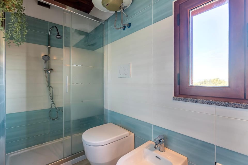 Residenza gli Ulivi, Villa privata con ampio giardino e uliveto Villa in Sardinia