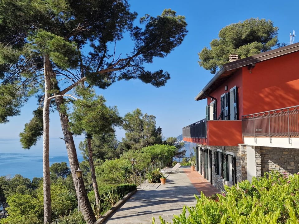 Property building, Natural landscape, Garden, Garden view, Sea view