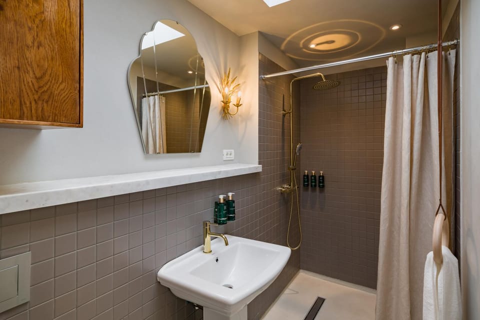 Bathroom, heating, towels