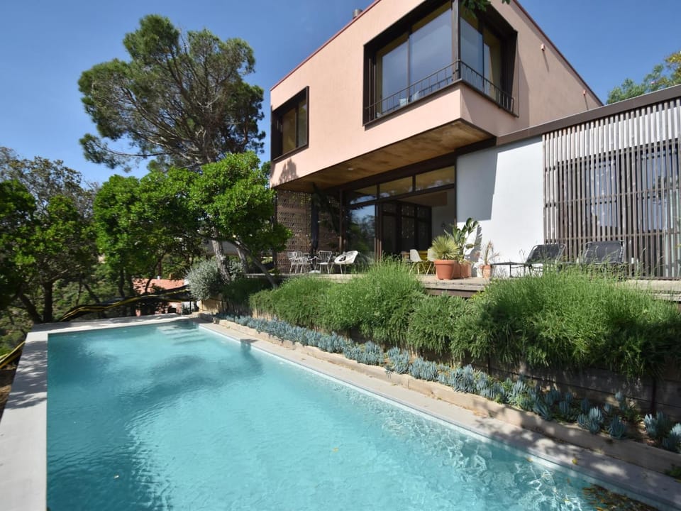 Gaia House in Baix Empordà