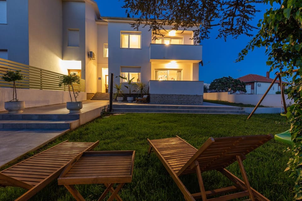 Garden, Balcony/Terrace