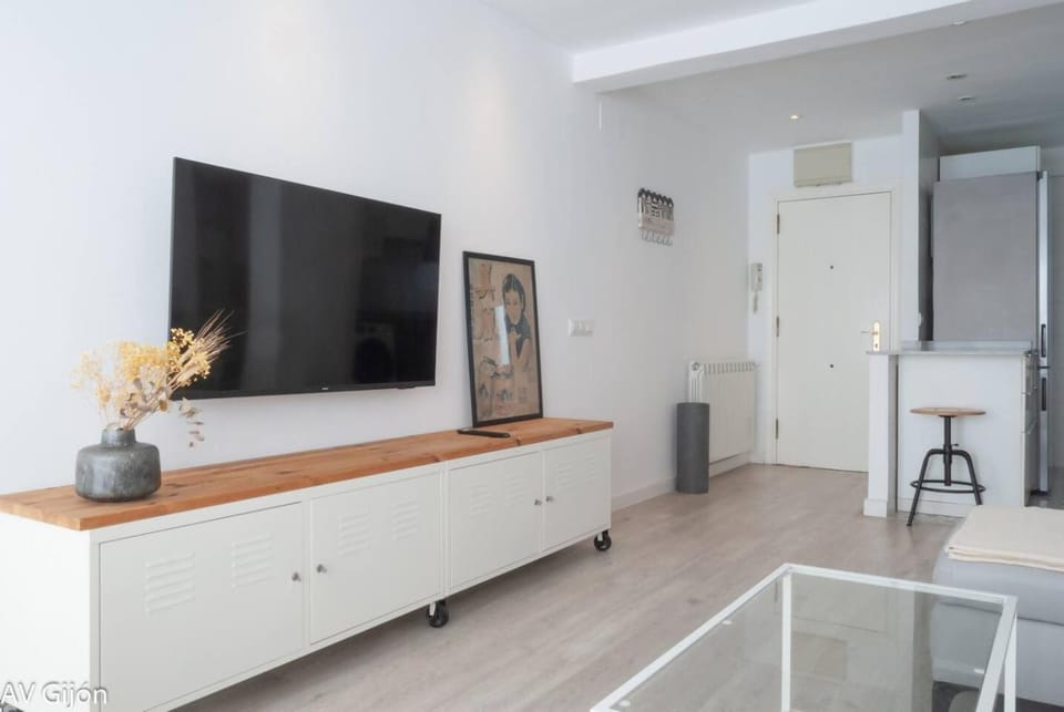 AVG Premio Real 13 Apartment in Gijón