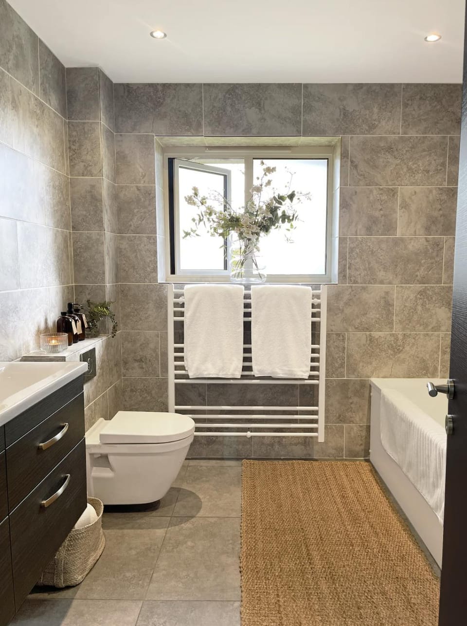 Toilet, Bathroom, Bath, towels