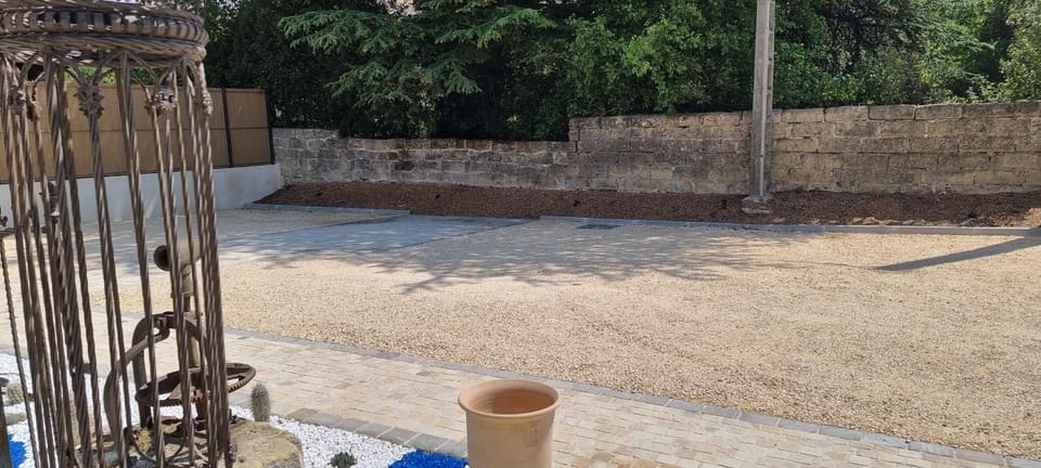 Le Petit Eden Bed and Breakfast in Uzes