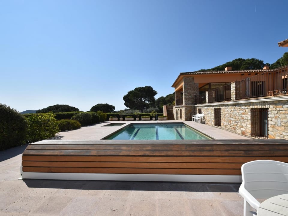 Rosa House in Baix Empordà