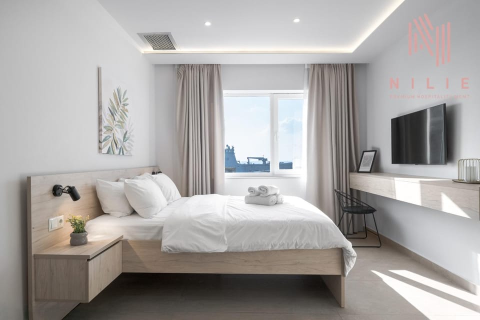 Bed, View (from property/room)