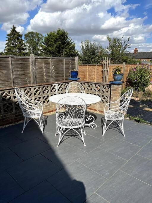 Distinctive Stamford townhouse Villa in South Kesteven District