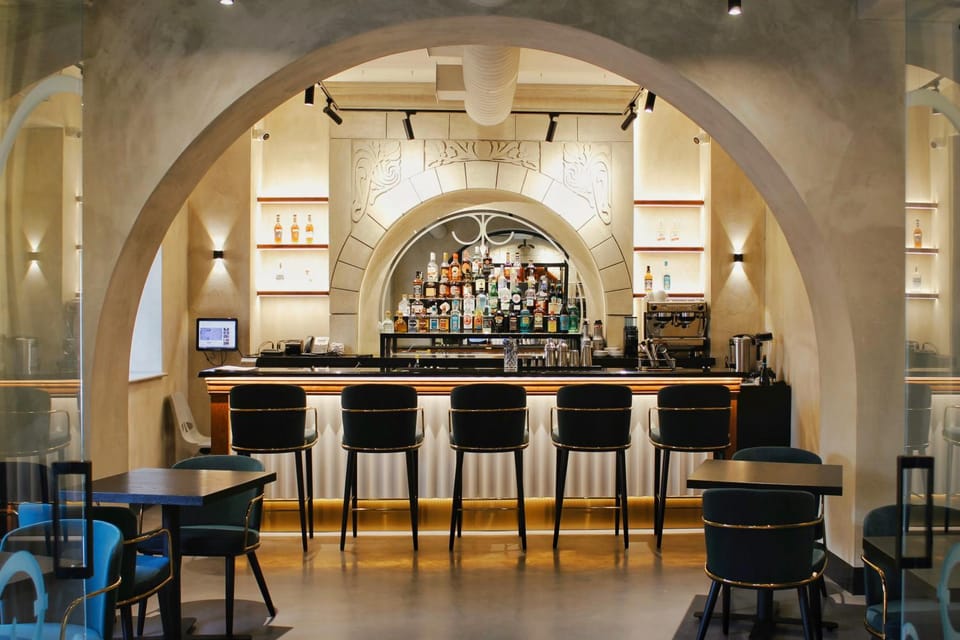 Lounge or bar