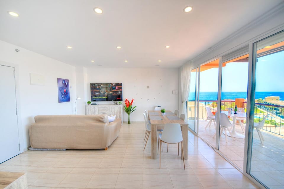 Sea Point Holiday House Apartment in Abona