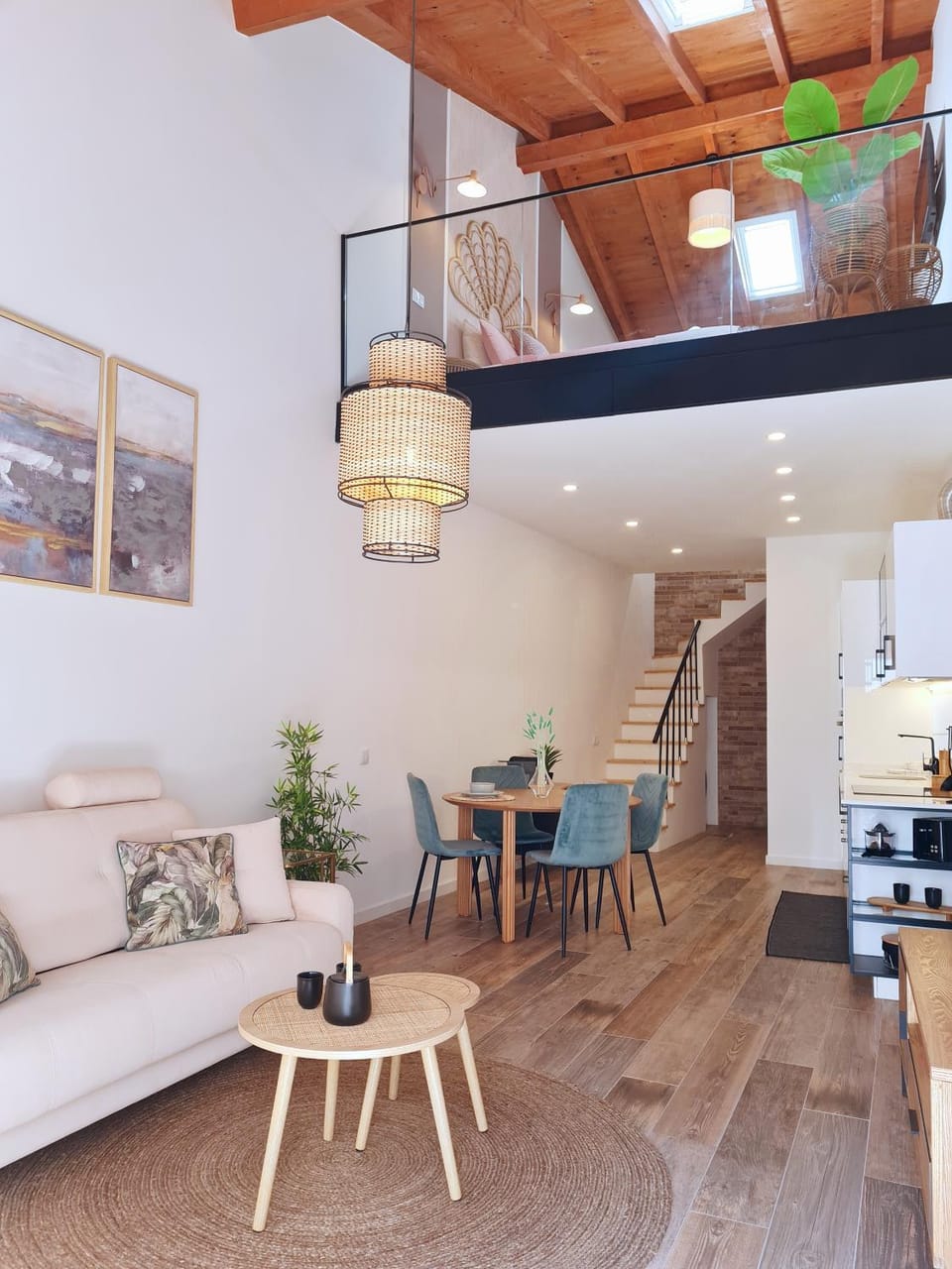 Kitchen or kitchenette, Living room, Dining area, Bedroom
