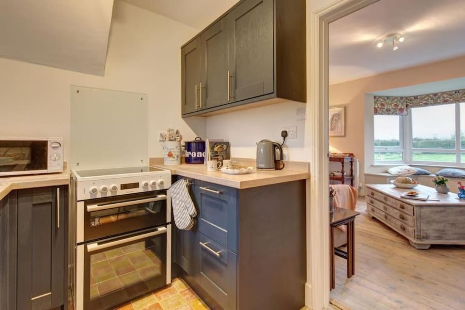 No 1 Sparham Hall - Norfolk Cottage Agency House in Breckland District