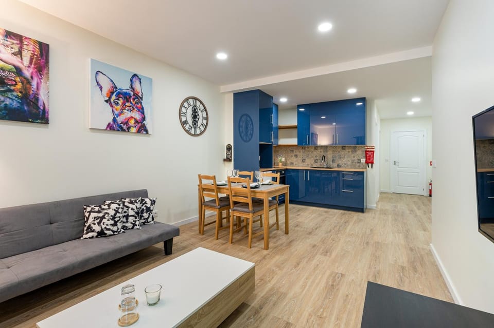 Communal lounge/ TV room, Living room