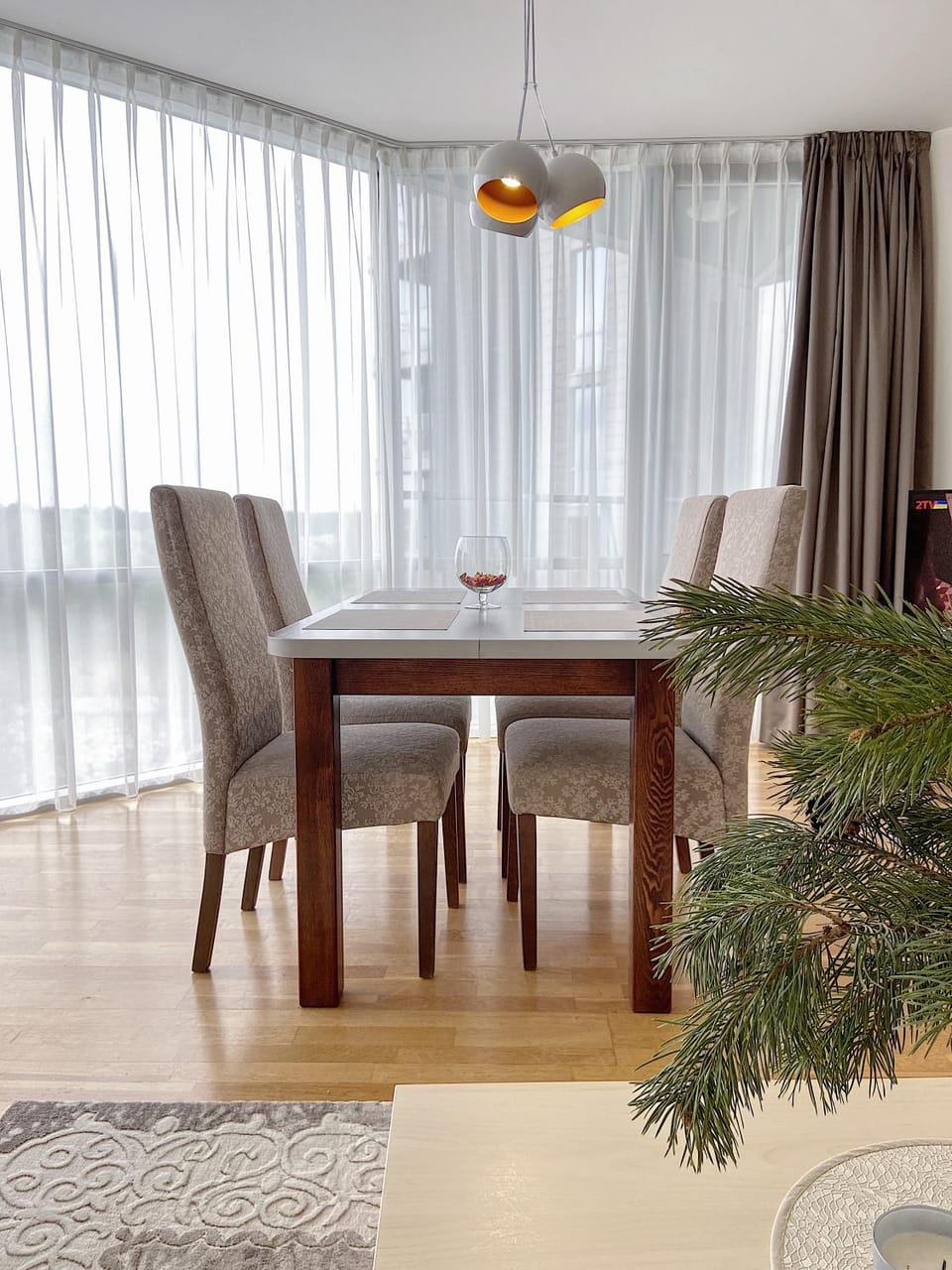 Living room, Dining area