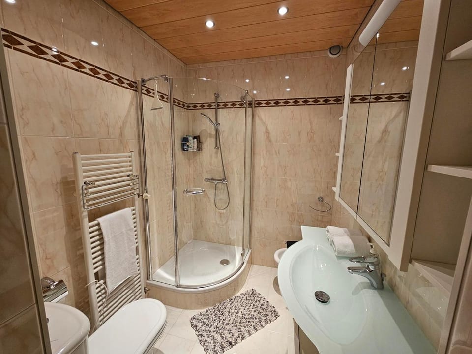 Appartementanlage Thermenblick SKI IN & SKI OUT Apartment in Carinthia, Austria
