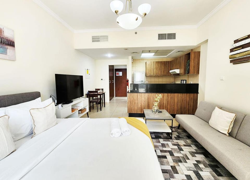 Kitchen or kitchenette, Photo of the whole room, Dining area, Bedroom, air conditioner