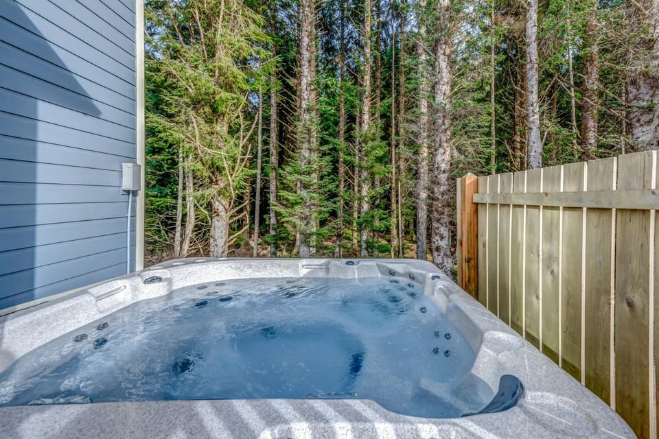 Sea the Sunset House in Lincoln City