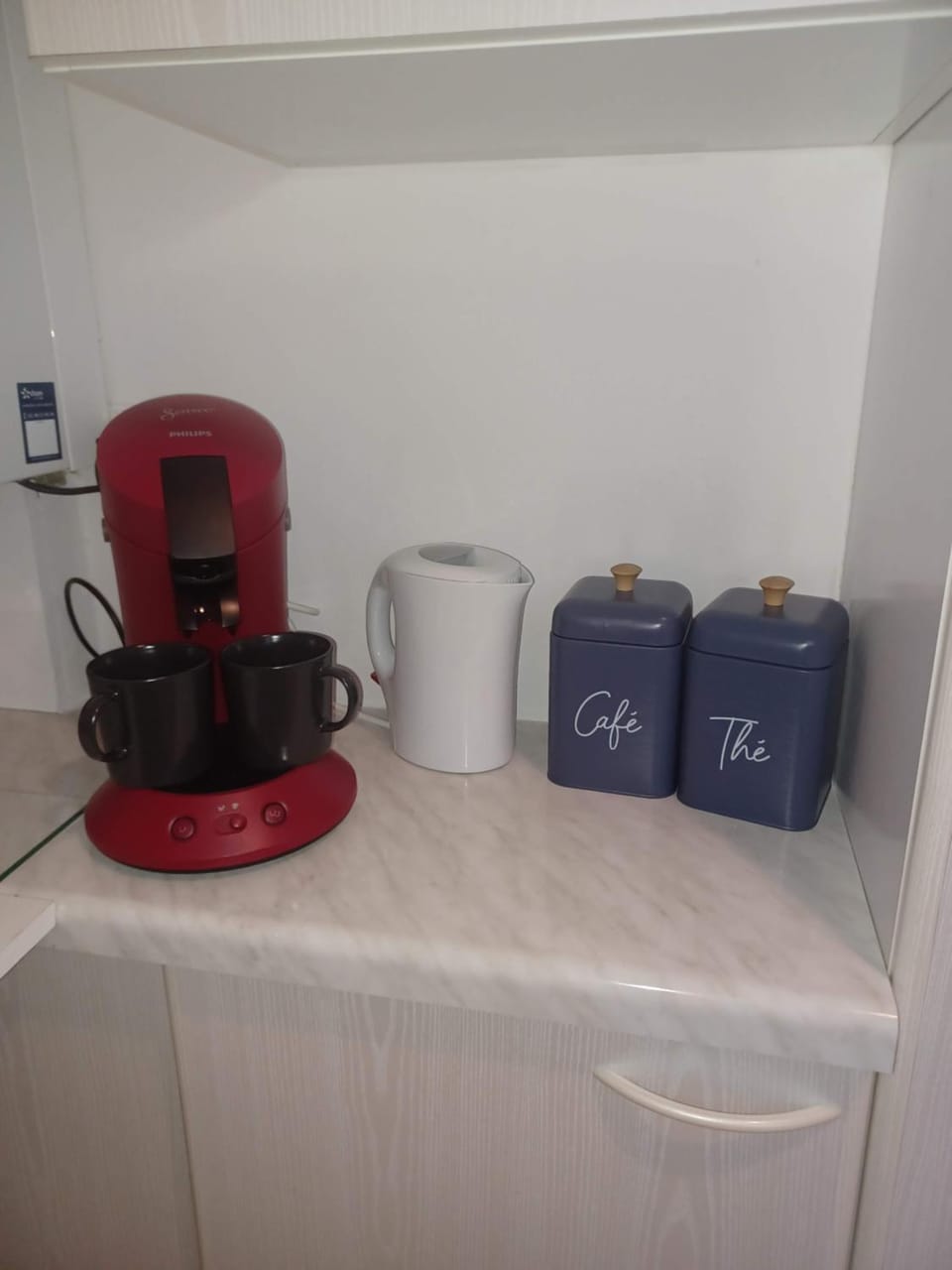 Coffee/tea facilities