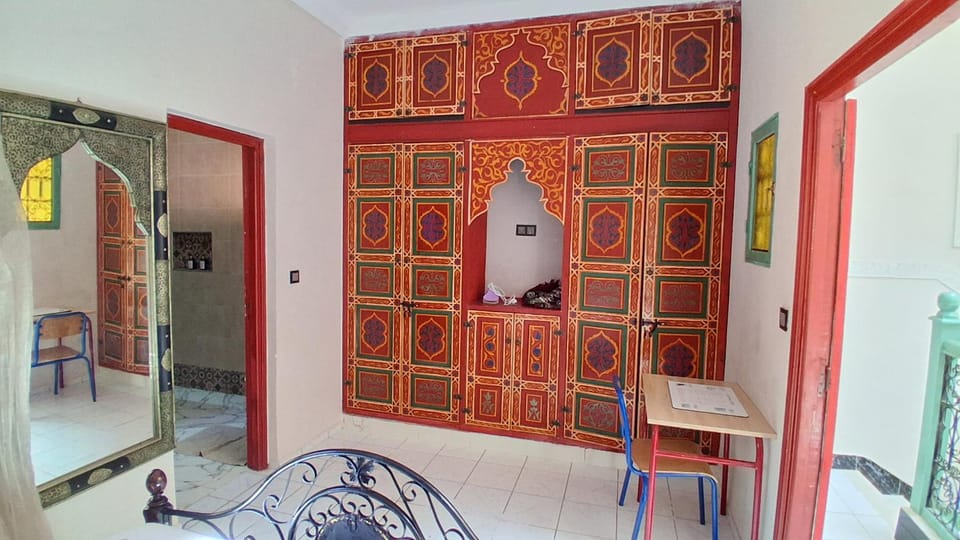 Riyad Entier Avec piscine Red Moon Kech Apartment in Marrakesh-Safi