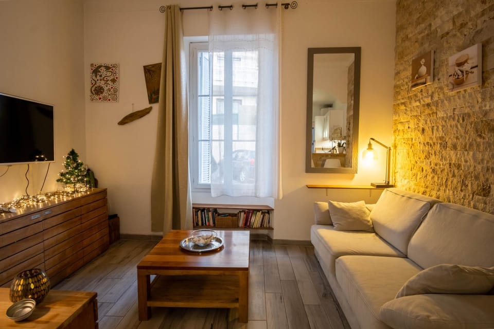 Appartement très cosy avec cour Apartment in Cannes