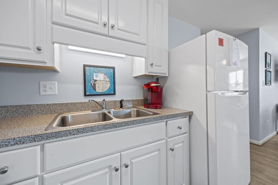 Boardwalk Shores C Apartment in Atlantic Beach