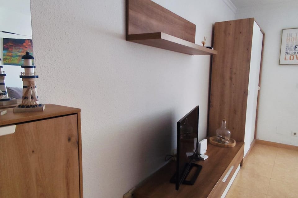 TV and multimedia, wardrobe