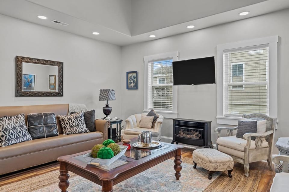 Conch's Point Cottage home House in Morehead City