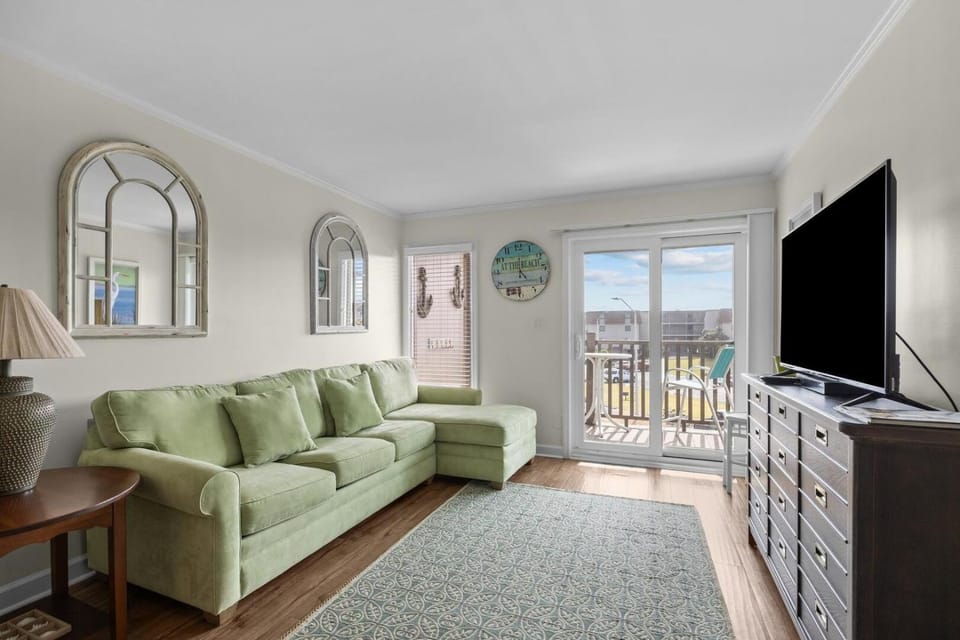 Summer School condo Apartment in Atlantic Beach