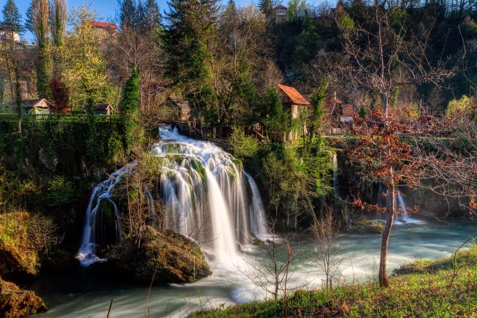 Nearby landmark, Natural landscape