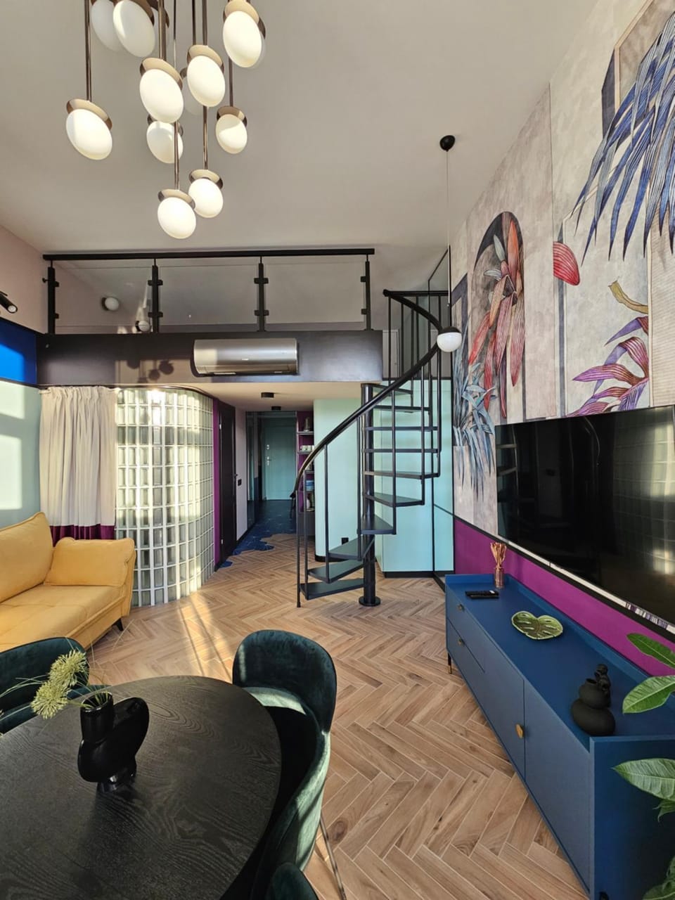 TV and multimedia, Living room