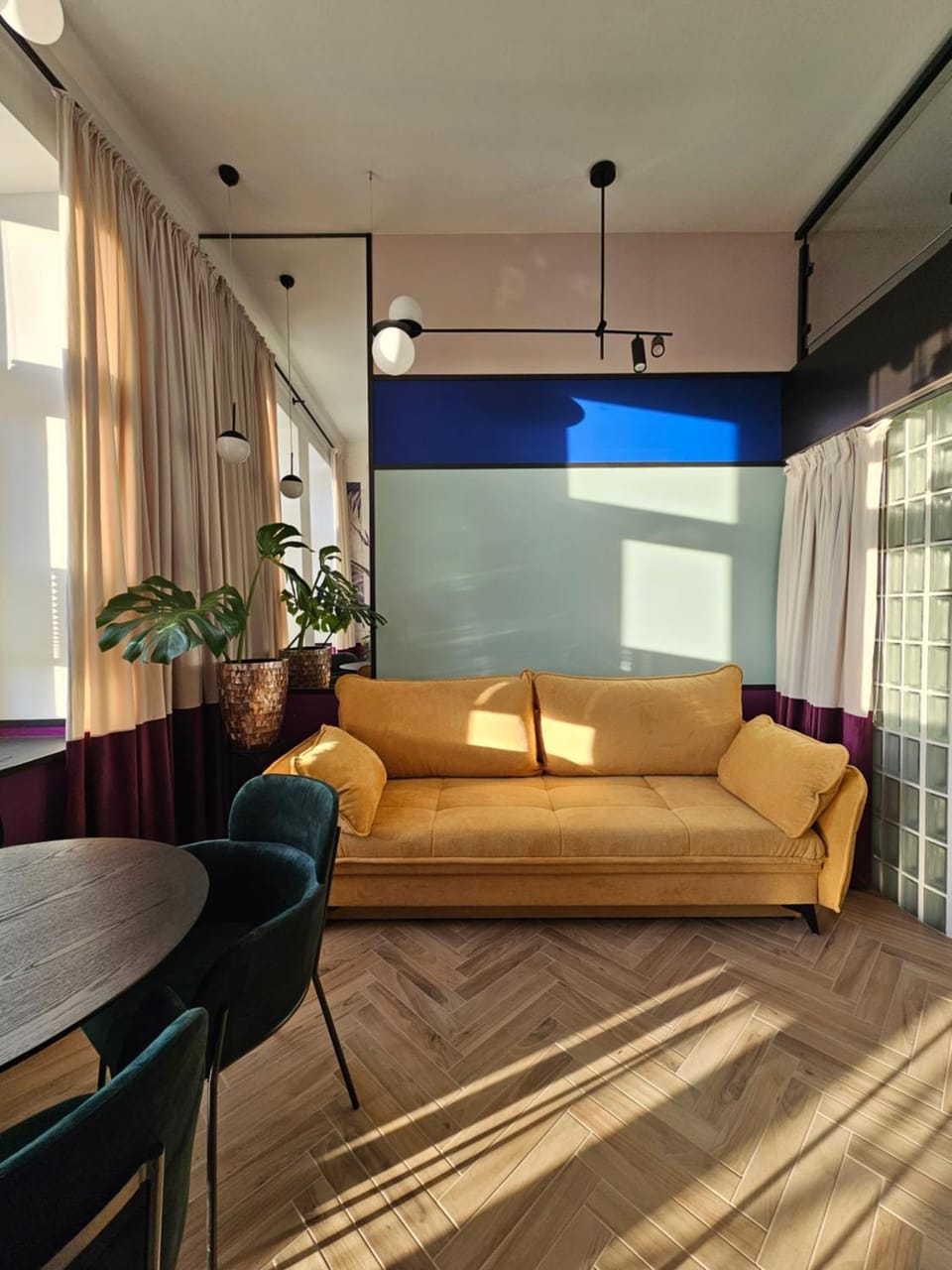 Living room, Photo of the whole room, Seating area