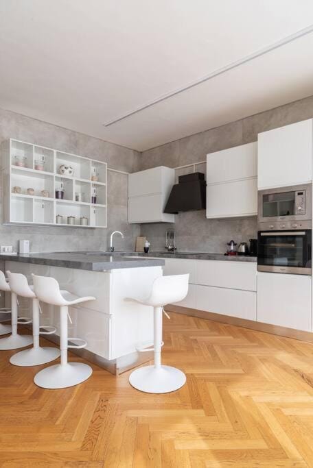 Kitchen or kitchenette, dishwasher, minibar, pet friendly, stove