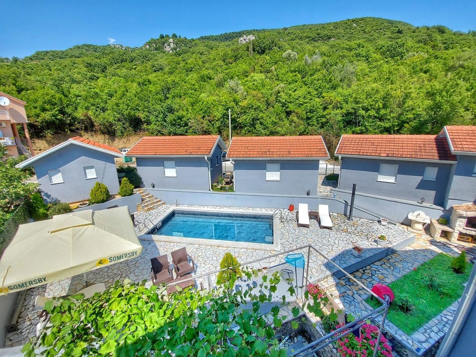 Pool view, Swimming pool