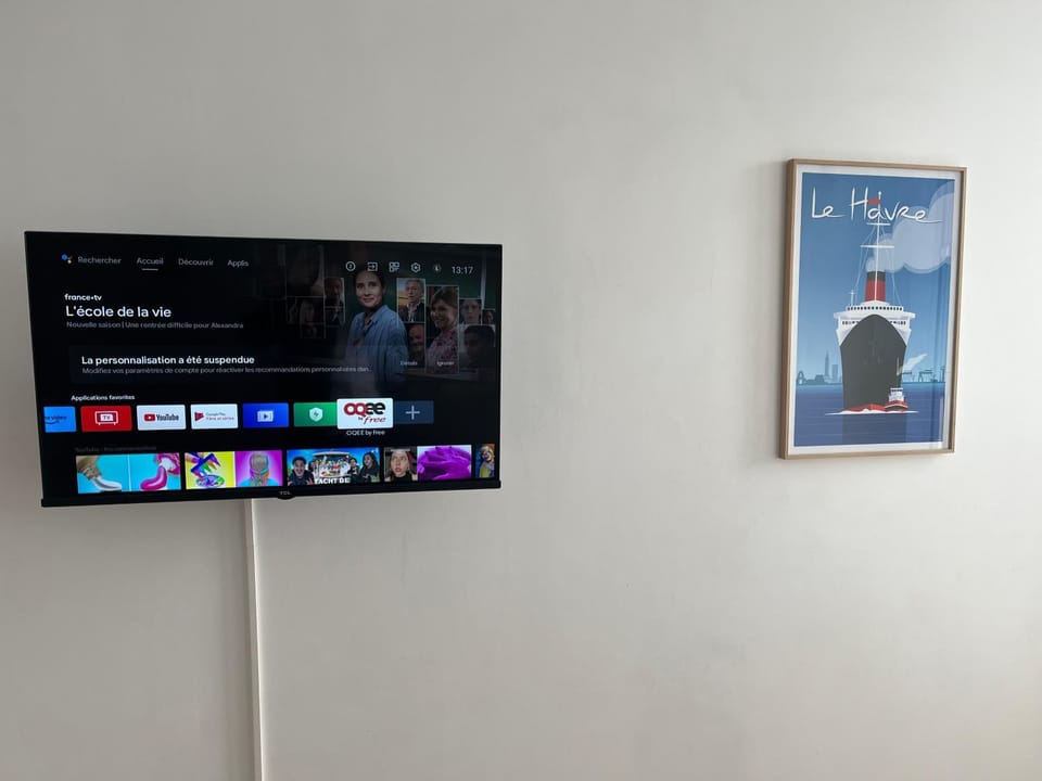 TV and multimedia, locker